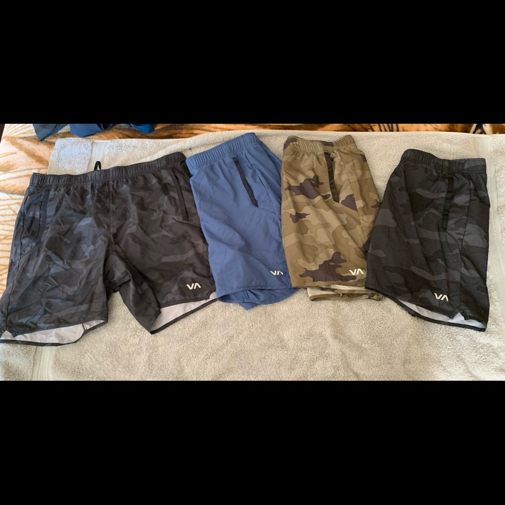 Men’s RVCA shorts